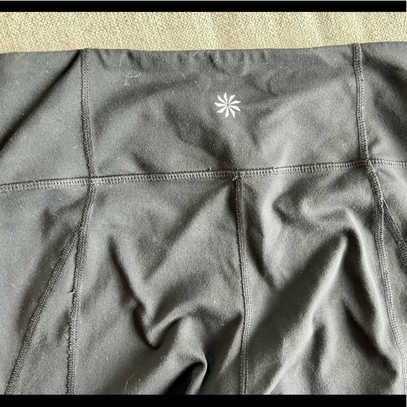 GUC Athleta black fit and flare workout pants size S - Picture 3 of 3
